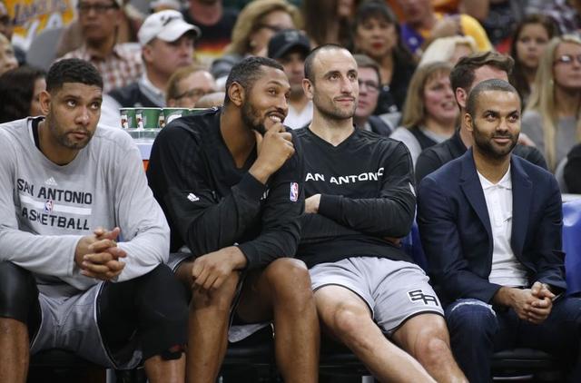 意媒：铃木彩艳可能因为手部骨折缺阵三个月，明年2至3月复出（意媒称铃木彩艳手部骨折或伤停三月，预计明年2至3月复出）