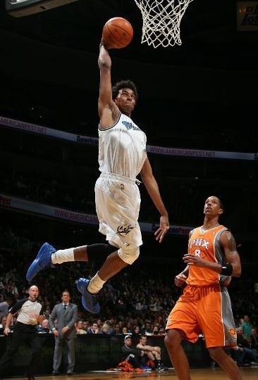 如何有效地练习投篮节奏？（怎样高效提升投篮节奏？）