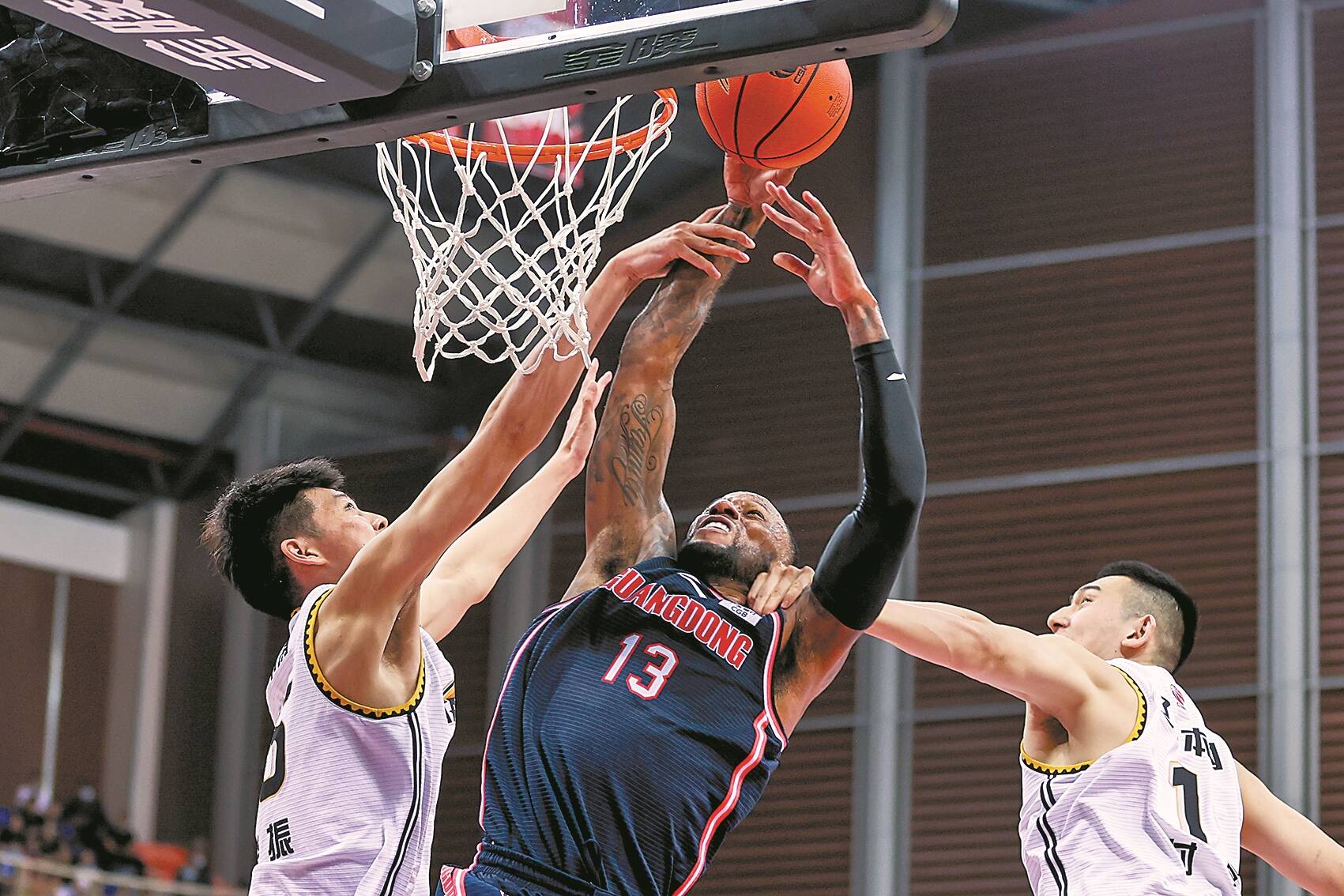 秦子牛：5战0失球是团队的努力，正赛有信心继续零封（秦子牛称五场零失球归功团队，正赛有信心再度零封）