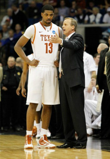 英国教练罗利-霍华德去世，他曾执教海运联33年创吉尼斯纪录（执教海运联33年并创吉尼斯纪录的英国教练罗利·霍华德去世）