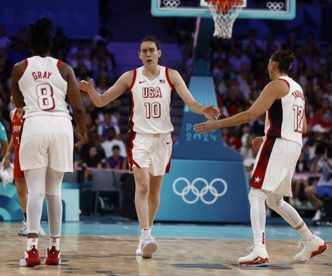 意媒丨阿莱格里要求引援补强，但红鸟……（意媒：阿莱格里力促引援补强，红鸟仍观望）