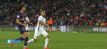 成都蓉城主帅徐正源获三年大合同，球队获亚冠资格，有望争夺双冠，球迷期待新赛季表现。